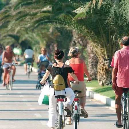 公寓 Cristallo Mare 阿尔巴·阿德里亚蒂卡